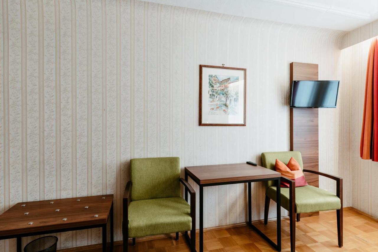 Hotel-Gasthof Goldener Greifen Rothenburg ob der Tauber Exterior photo